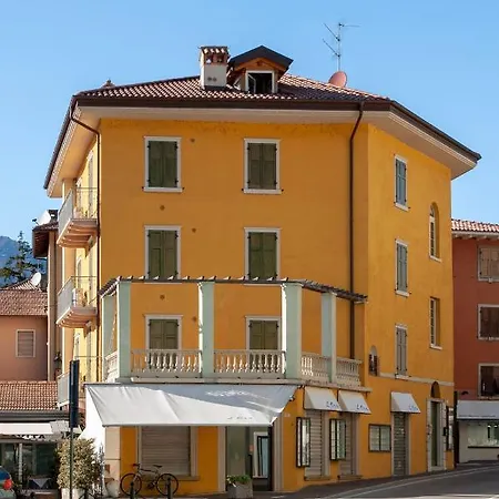 Apartments Baia Azzurra 1 Torbole Sul Garda Exterior photo