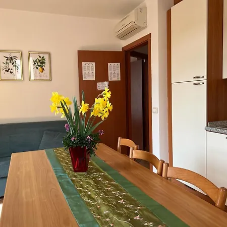 Apartments Baia Azzurra 1 Torbole Sul Garda Exterior photo