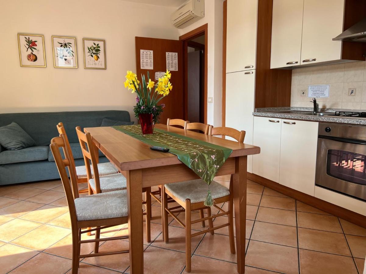 Baia Azzurra 1 Appartement Torbole Sul Garda