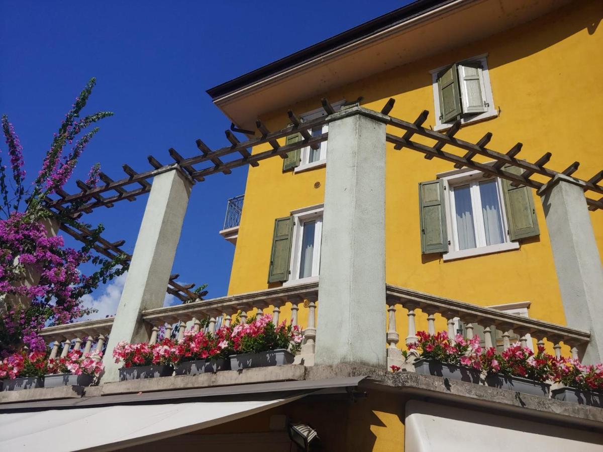 Baia Azzurra 1 Appartement Torbole Sul Garda