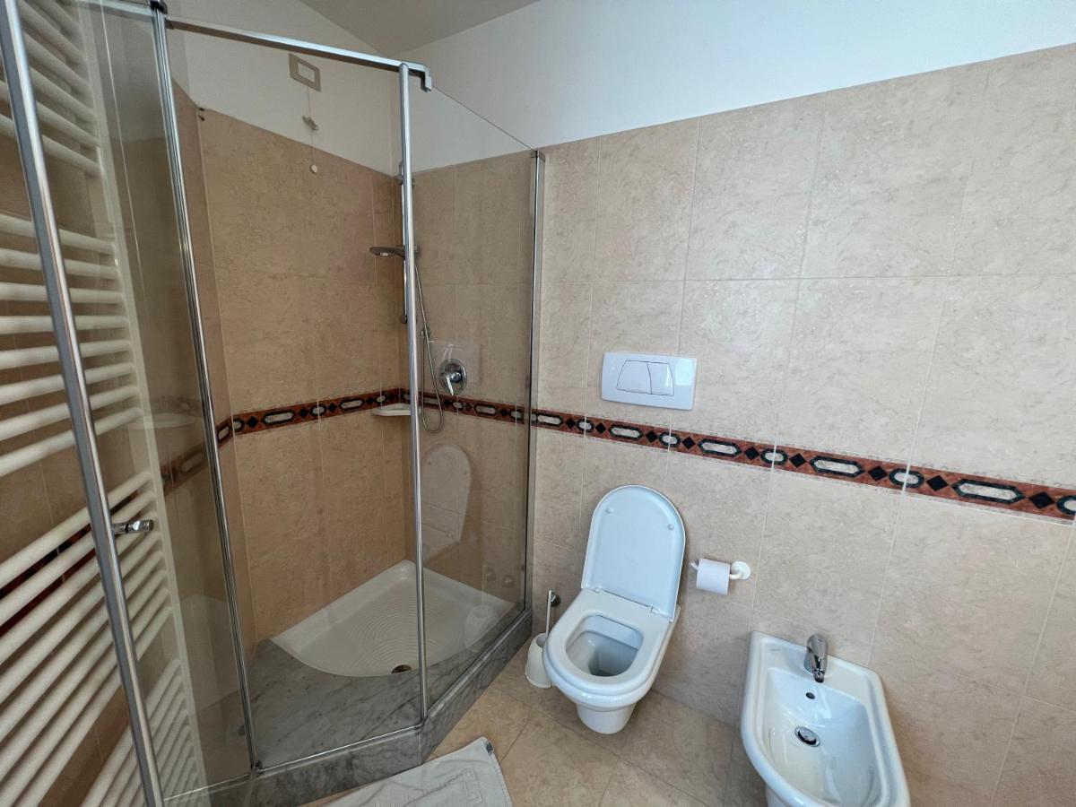 Baia Azzurra 1 Appartement Torbole Sul Garda